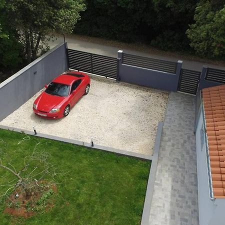 Apartment In Park Forest Soline Near The Sea Pjescana Uvala Luaran gambar
