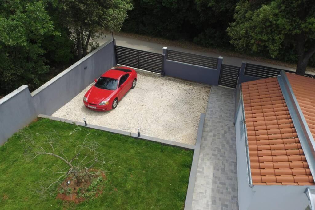 Apartment In Park Forest Soline Near The Sea Pjescana Uvala Luaran gambar