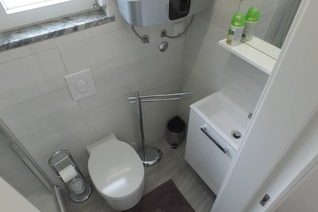 Apartment In Park Forest Soline Near The Sea Pjescana Uvala Luaran gambar